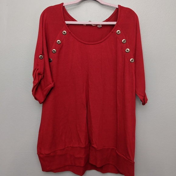 Red sweater - Picture 1 of 2